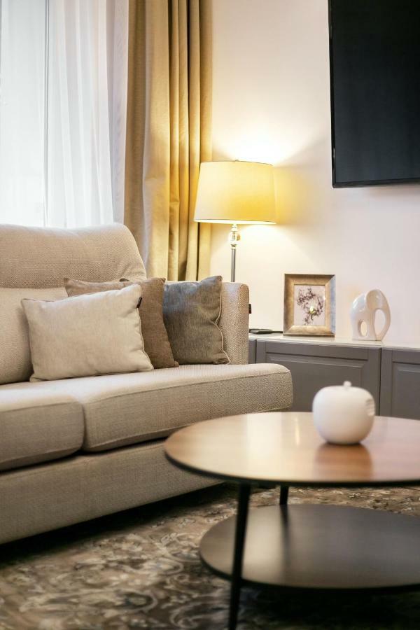 Luxury For Everyone - Hills Park Lux Apartments 3 Аеропорт Вільнюс Екстер'єр фото